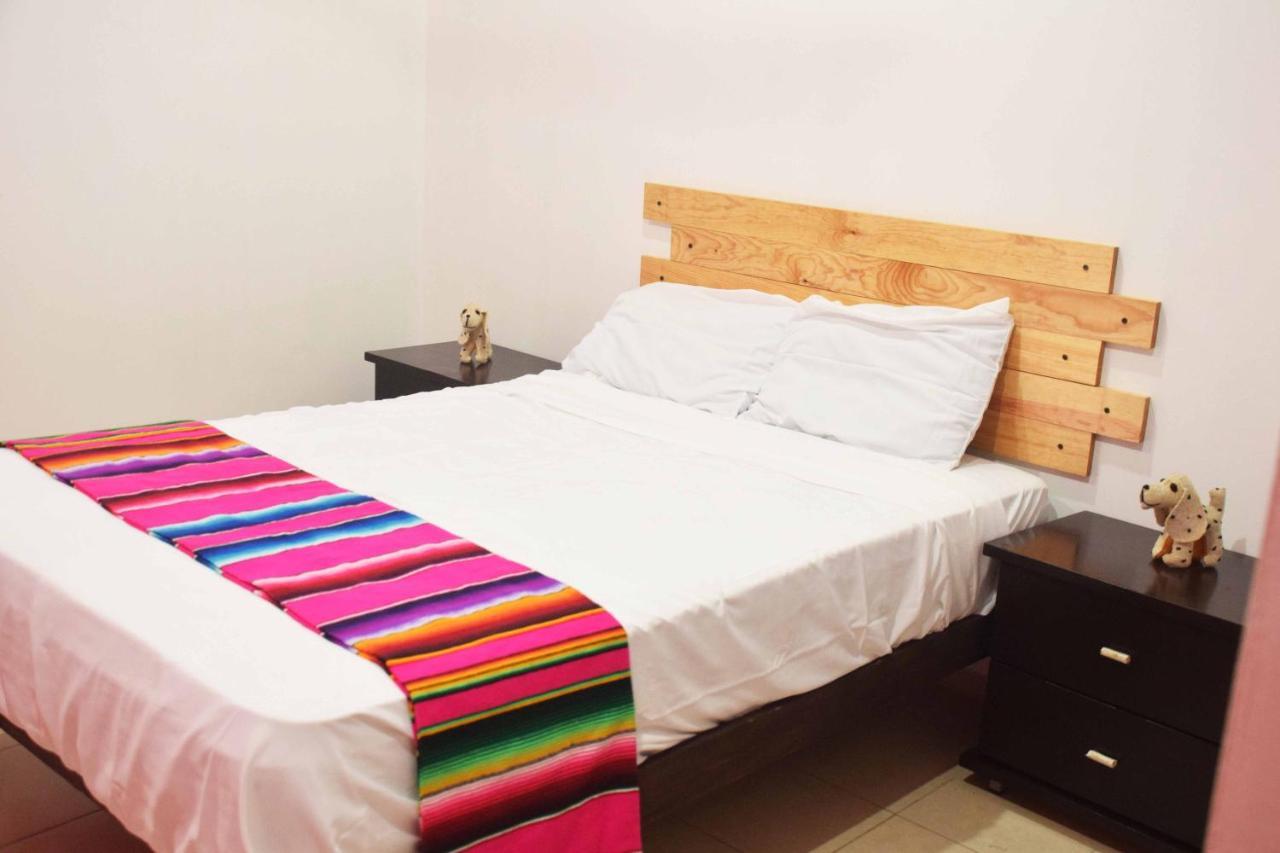 Hostal Casa Bohemia Mérida Exteriör bild