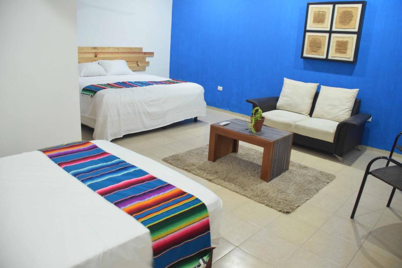 Hostal Casa Bohemia Mérida Exteriör bild